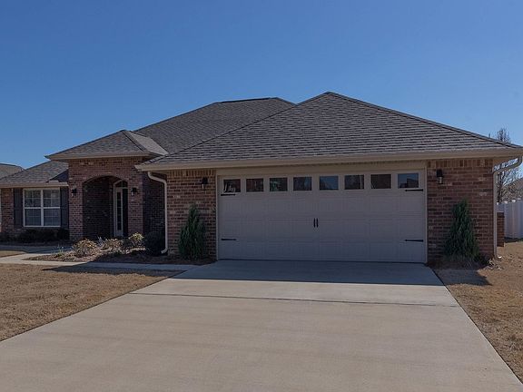 2nd image of 537 Summer Cove Cir NW