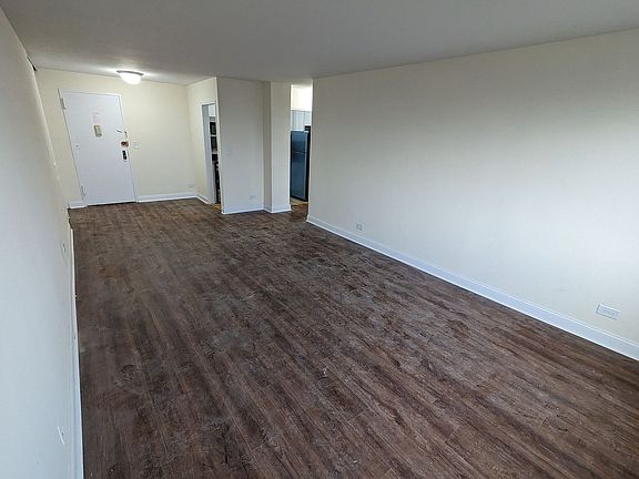 2nd image of 165-20 Highland Ave #9C