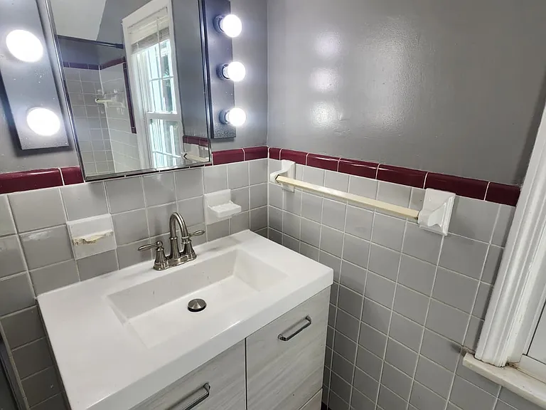 2320 Wrenford Rd — Photo 10