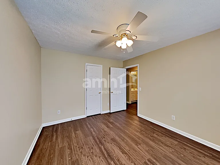 1219 Murray Ct — Photo 12