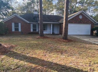 420 Arlington Dr, Hinesville, GA 31313