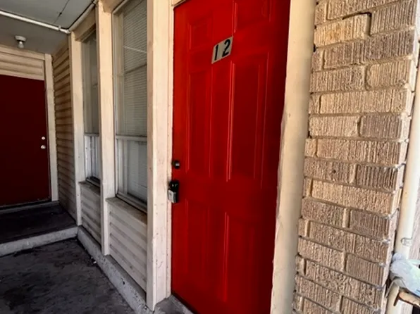 151 N Belvedere Blvd, Memphis, TN 38104