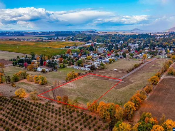 302 E Kisling Next To Parcel 2b Ave, Brownsville, OR 97327