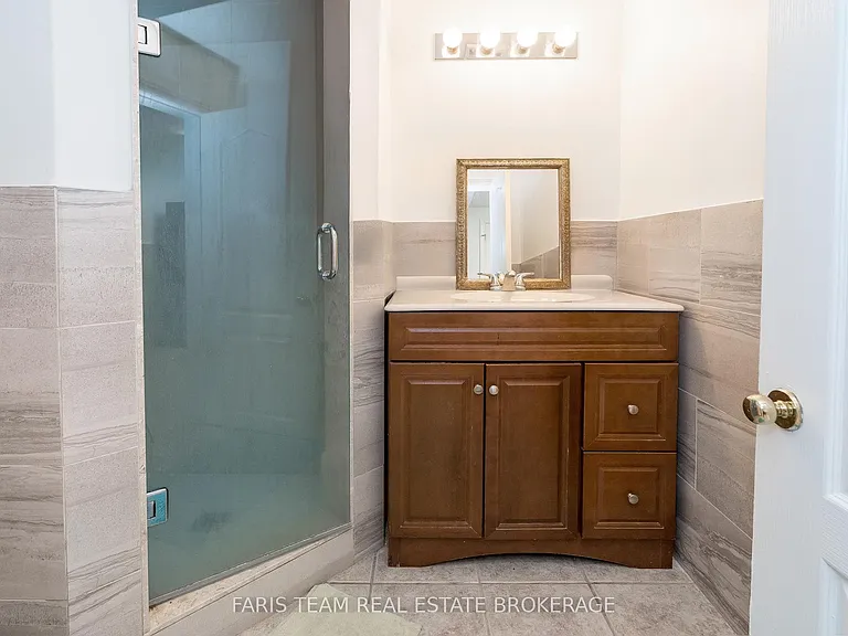 2 Vanessa Dr — Photo 33