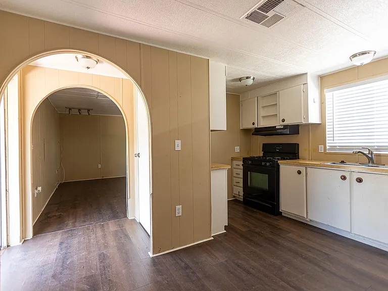 1808 S Sossaman Rd — Photo 7