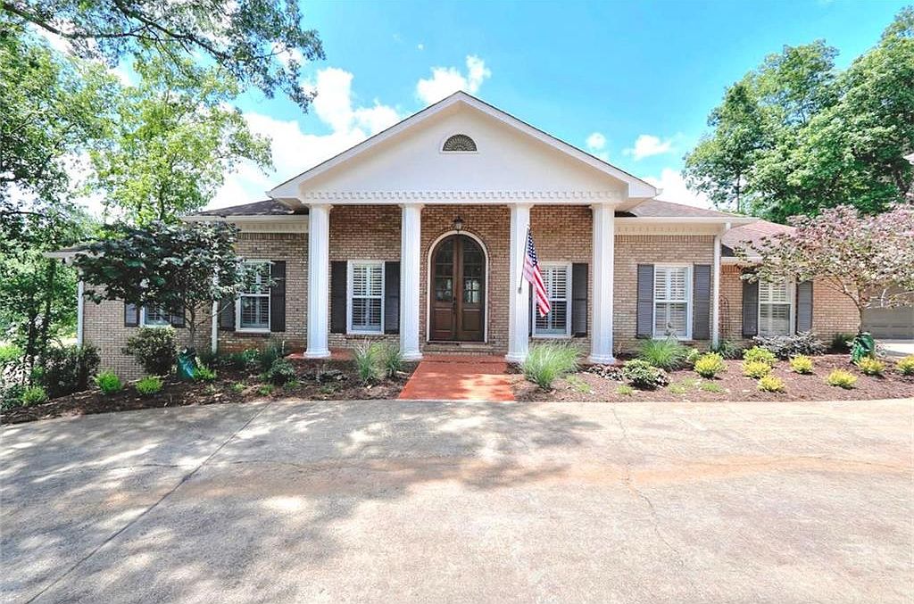 895 Oakhaven Dr, Roswell, GA 30075 Zillow