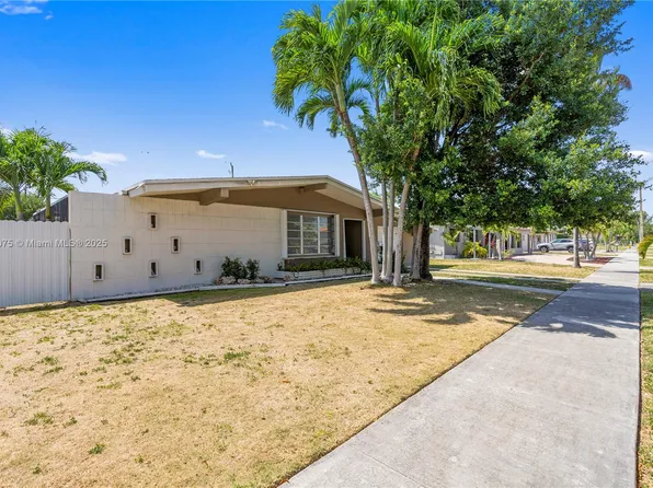 1320 SW 84th Ct, Miami, FL 33144