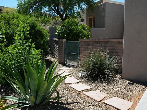 2nd image of 7450 E Valley Lights Pl