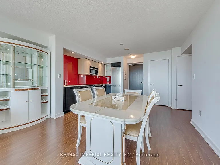 25 Capreol Ct #2510 — Photo 13