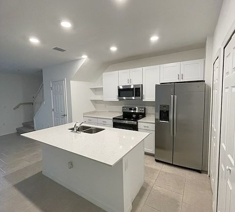 3rd image of 14207 Oviedo Pl