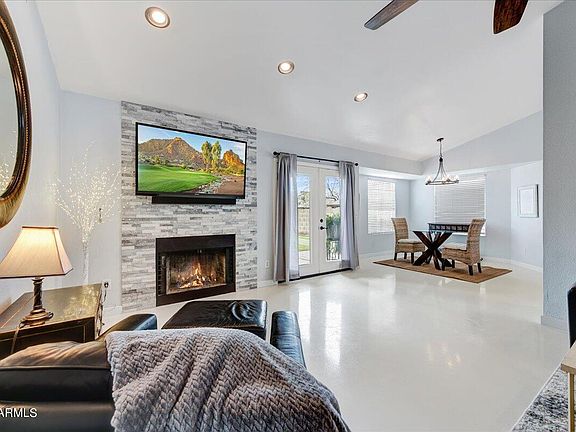 2nd image of 4733 E ELMWOOD Street