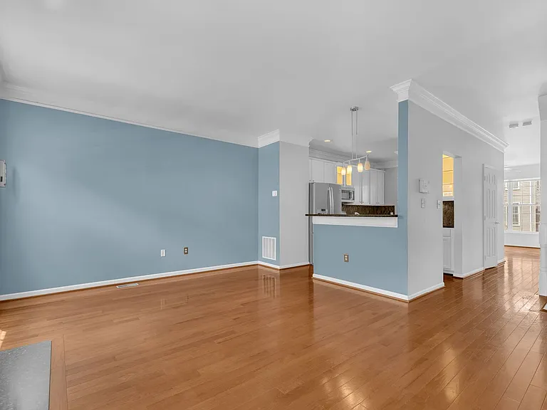 5937 Kirkcaldy Ln — Photo 12