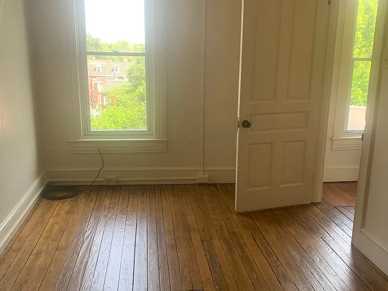 335 E Philadelphia St #2 — Photo 15