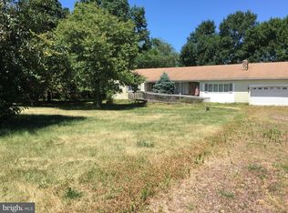 33 Island Rd, Monroeville, NJ 08343