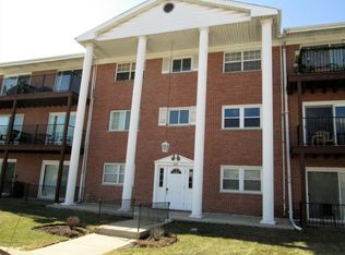 6101 W 94th St, Oak Lawn, IL 60453