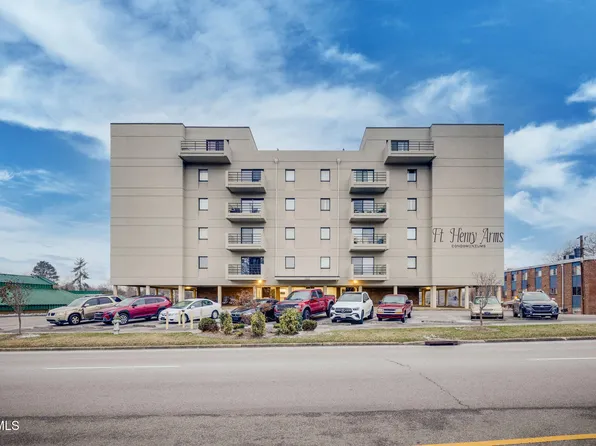 1585 Fort Henry Dr #P-d, Kingsport, TN 37664