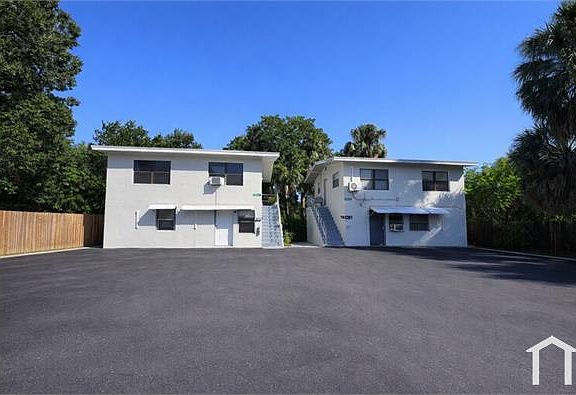 3rd image of 1026 19th St S #2R