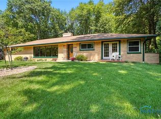 9900 Monclova Rd, Monclova, OH 43542