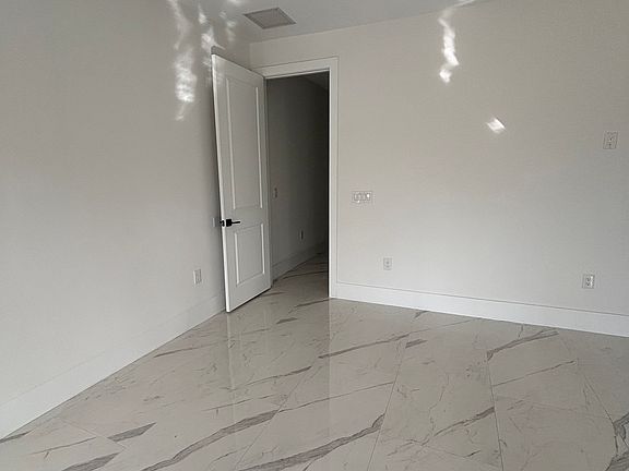 4th image of 4136 31st Ave NE