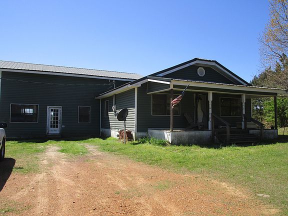2nd image of 421 Columbia Road 200