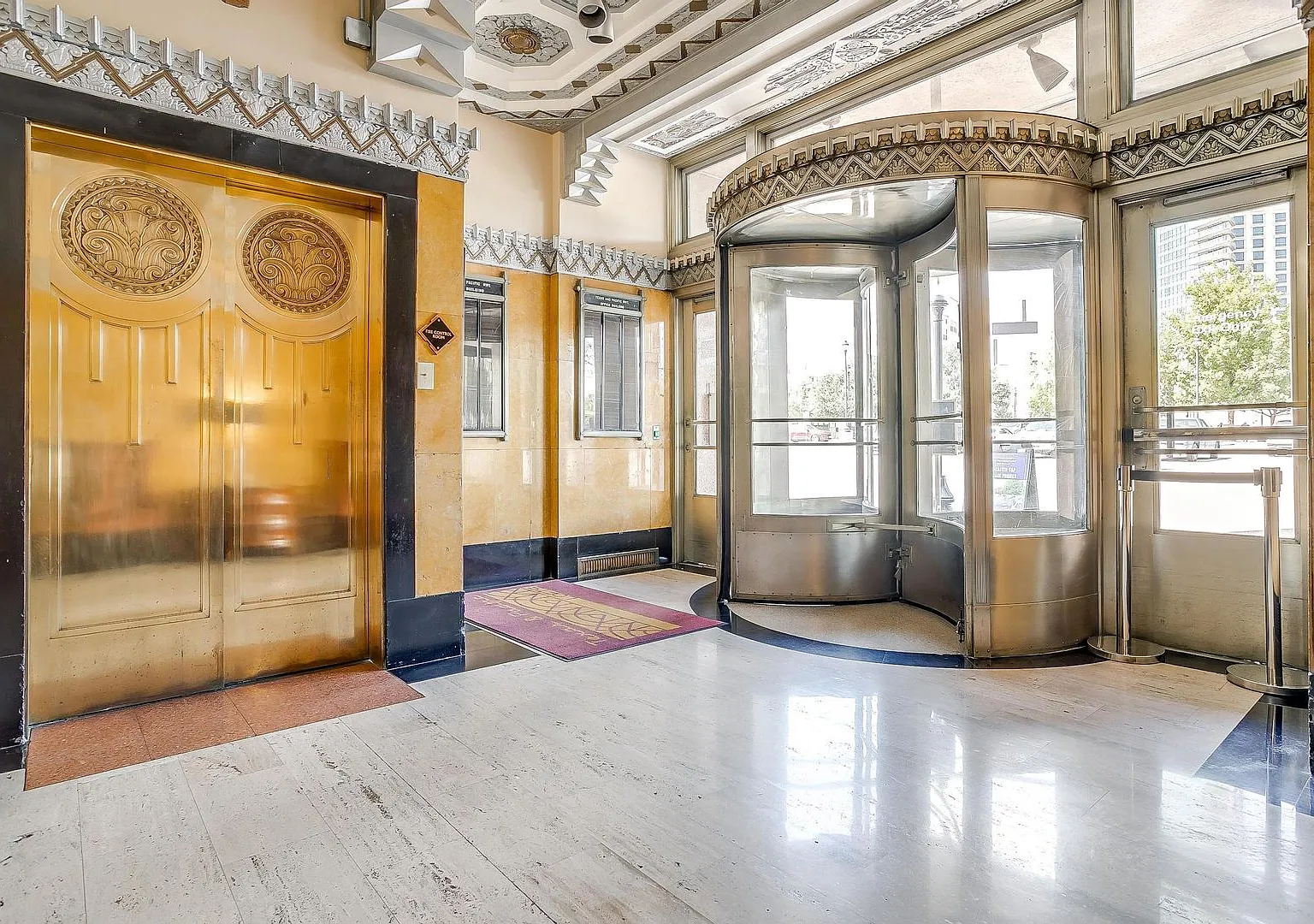 Historic T&P Downtown Fort Worth- 1 Bed & 1 Bath Ready for New Tenant- 76102 — Photo 4