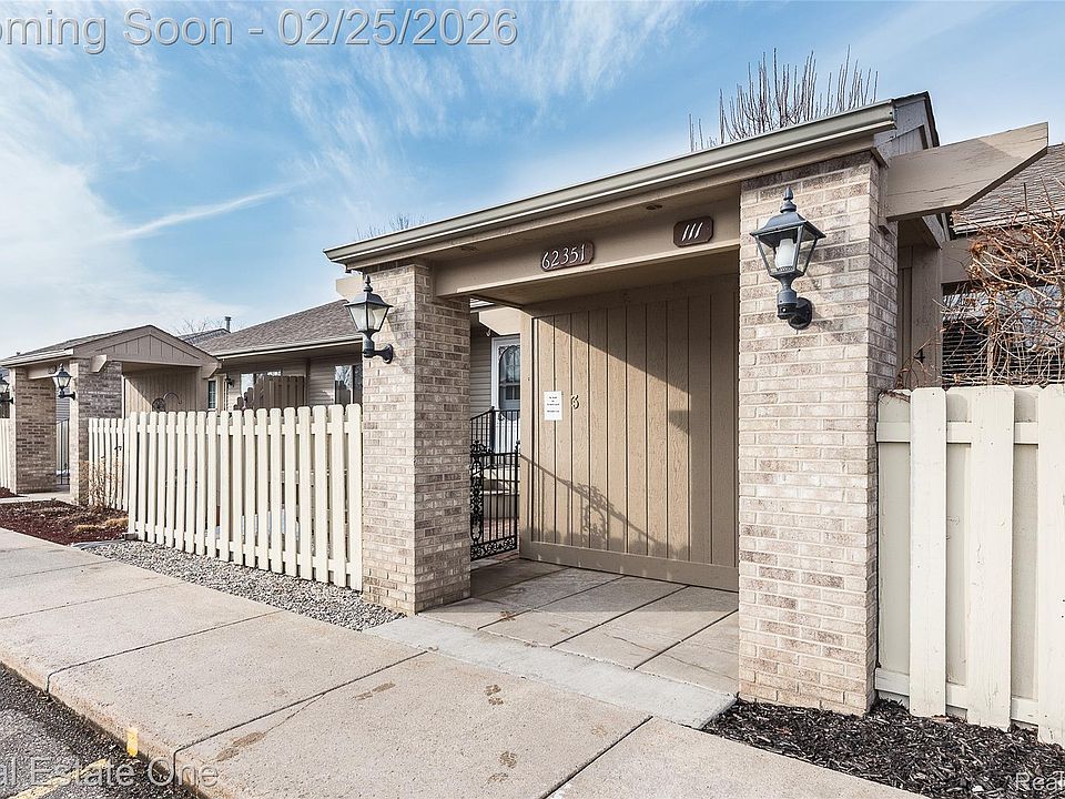 1st image of 62351 Arlington Cir Unit 3