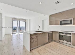 2000 Metropica Way #907, Fort Lauderdale, FL 33323