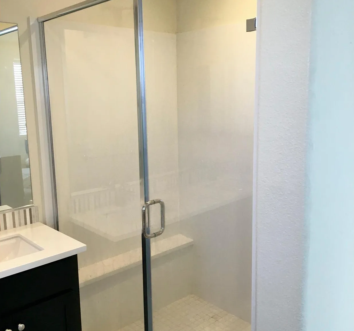 3 bed, 3.5 bath, 1600 sqft, $4,200 — Photo 4