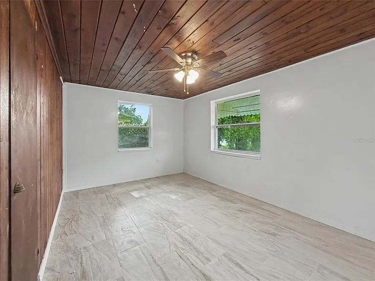 2848 W Harwood St — Photo 18