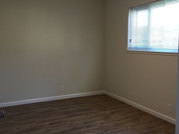 4th image of 2200 Princeton Dr APT 103
