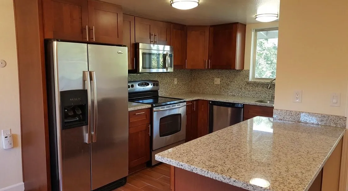 1 bed, 816 sqft, $2,600 — Photo 4