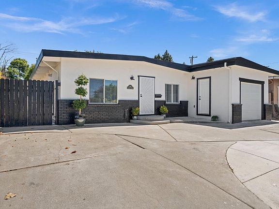2nd image of 362 Lochridge Dr