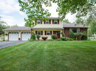 1060 Vail Rd, Parsippany, NJ 07054