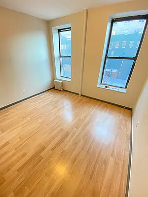 Rented by Level Group | media 4