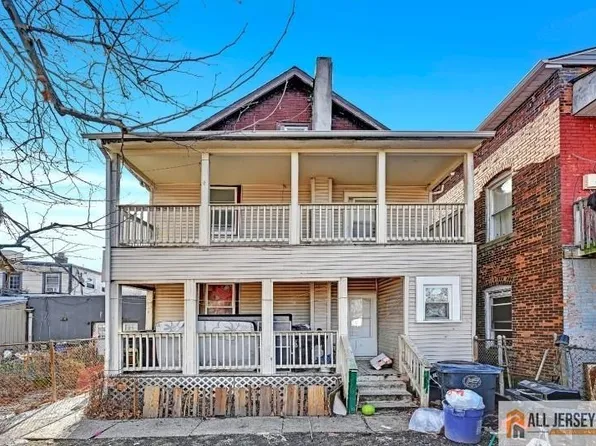 2 Columbus Pl APT 2, Bound Brook, NJ 08805