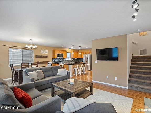 4th image of 20597 Mountain Vista Dr