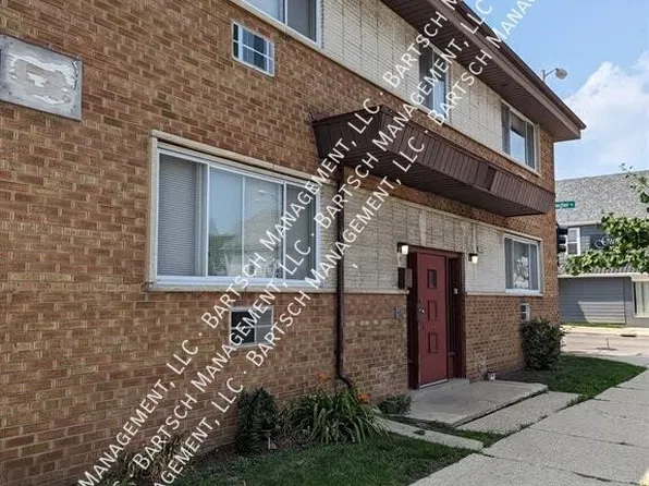 2103 S 71st St #207, Milwaukee, WI 53219