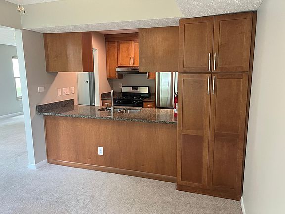2nd image of 7760 Stoneford Dr