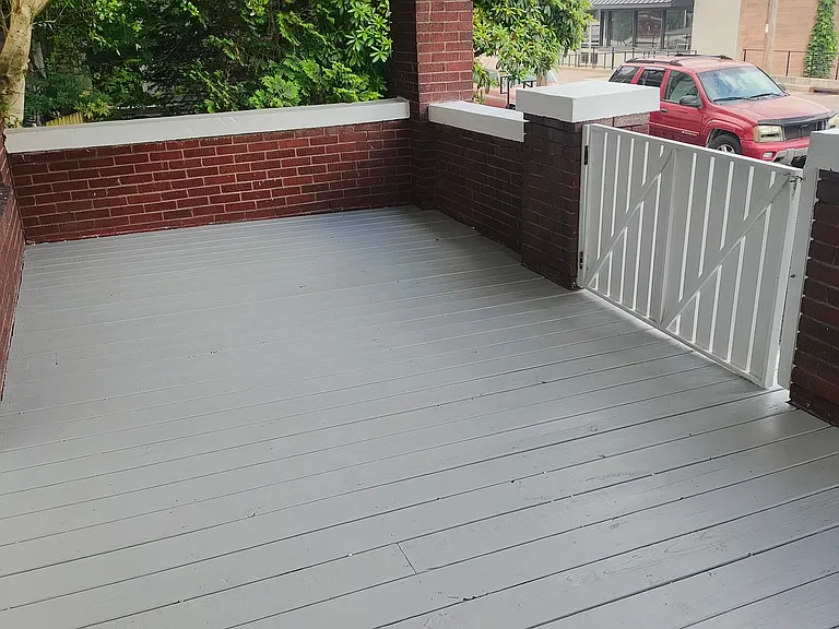 352 Main St — Photo 5