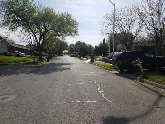 5th image of 8012 Trimble Dr