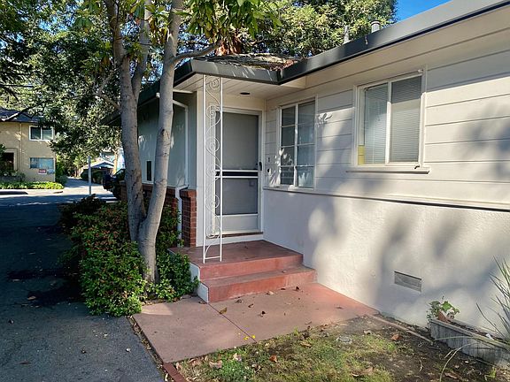 3rd image of 1300 Hoover St APT 1