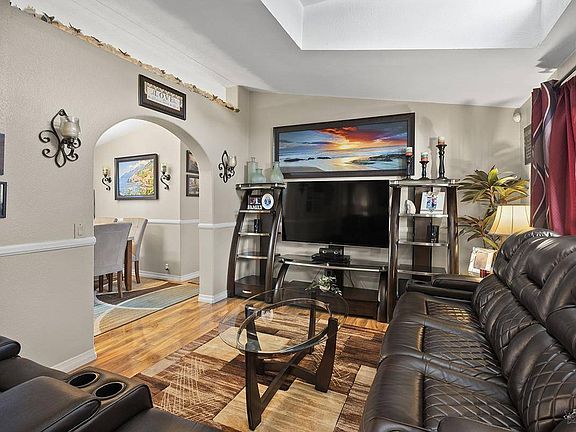 4th image of 255 E Bradley Ave Spc 3