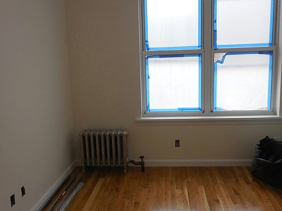 3rd image of 5368 65th Pl Floor 2