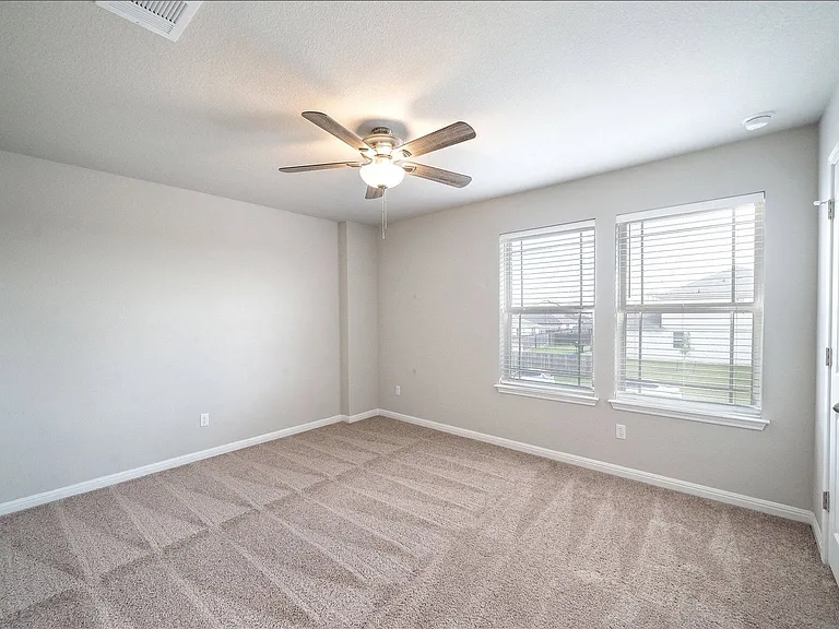 188 Shooting Star Dr — Photo 14