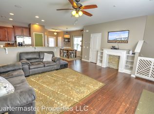 327 Drayton Place Dr, Moncks Corner, SC 29461