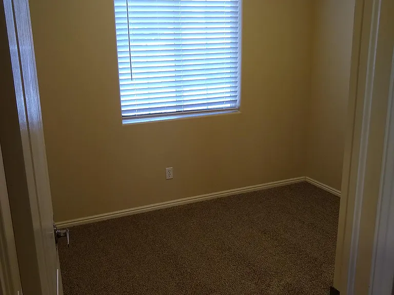 Upstairs Bedroom 2