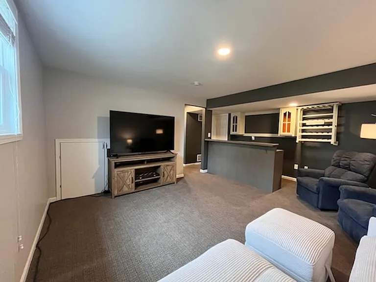 420 Walnut St — Photo 19