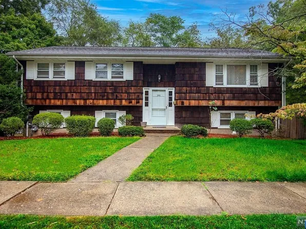 221 Hasbrouck Ave, Emerson, NJ 07630