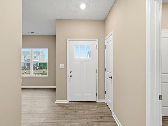 5th image of 4016 Chakeres Ave