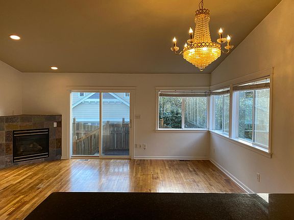 5th image of 12645 NE 140th St